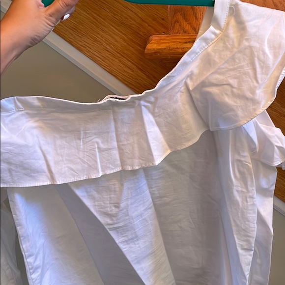 Luxe White Ruffle Off Shoulder Top - Picture 4 of 4
